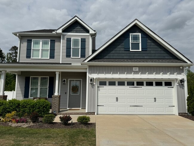 Building Photo - 123 Martins Mill Ct