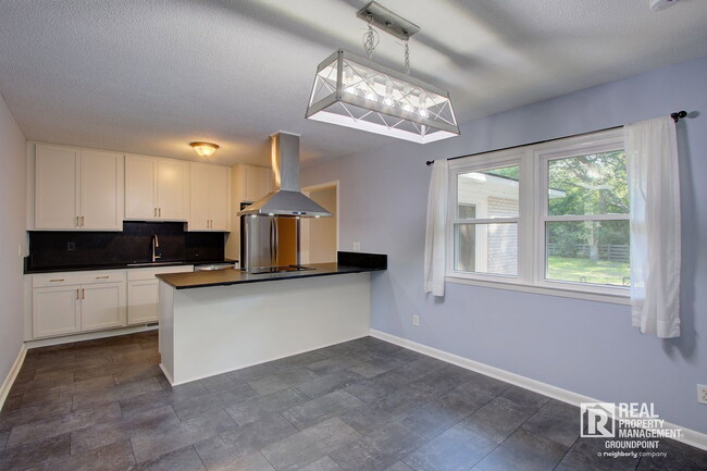 209 Chucker Dr