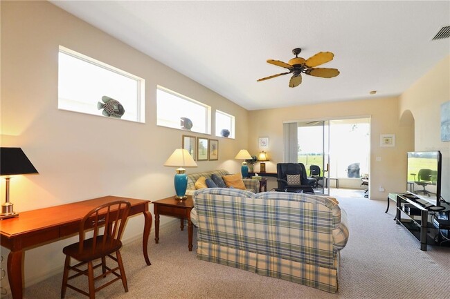 Photo - 20846 Queen Alexandra Dr