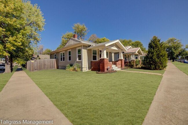 Photo - Move In Special! 2 Bed/1 Bath Corner Lot H...