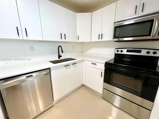 Photo - 19390 Collins Ave Unit 316