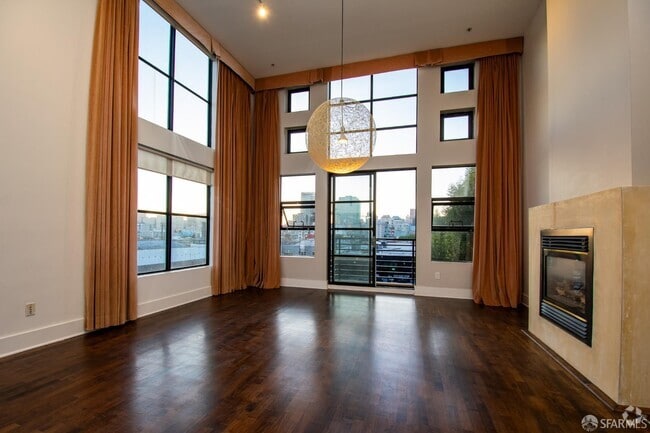Building Photo - 139 Welsh St Rental