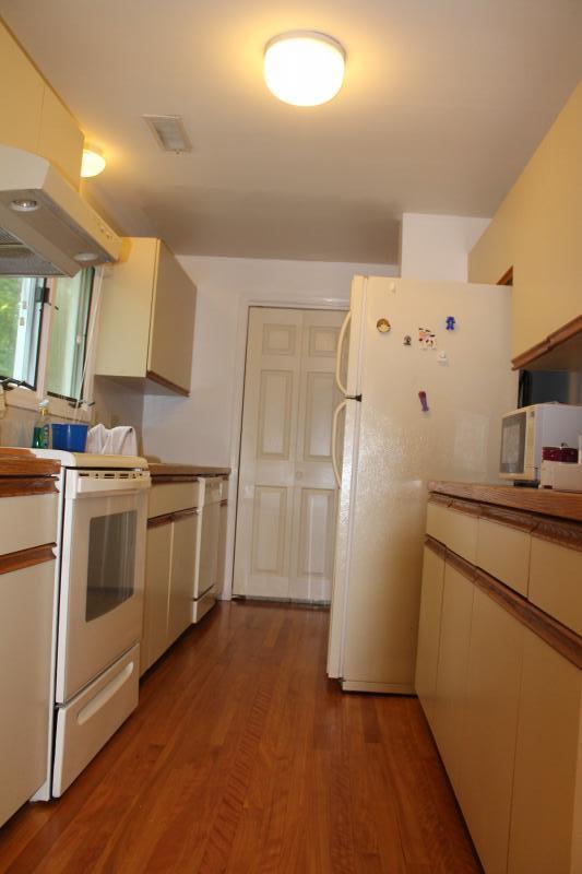 Building Photo - 50 Undine Rd