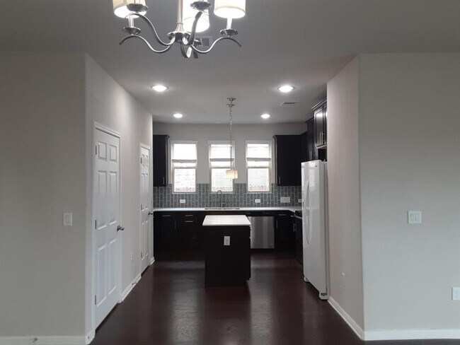 Photo - 3240 E Whitestone Blvd Unit 84