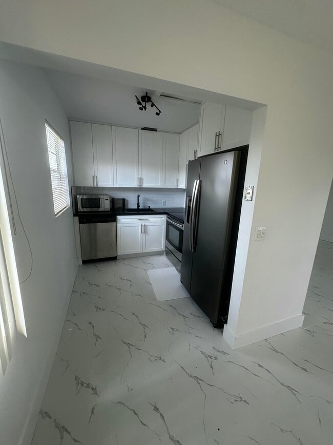 165 Brighton D Unit 165