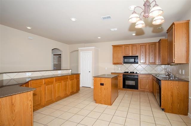 Photo - 907 Mustang Ridge Dr