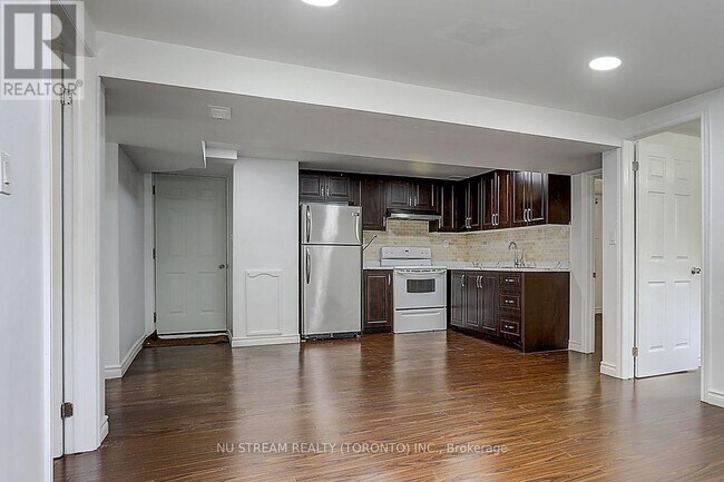 Photo - 432 Crosby Ave