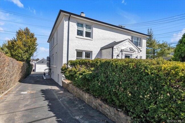 Photo - 71 Haven Ave Unit Lower