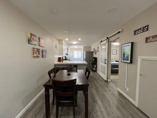Photo - 721 A,B,C Unit 721A
