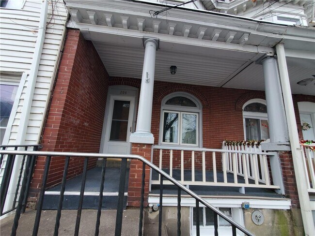Photo - 204 Ridge Ave House
