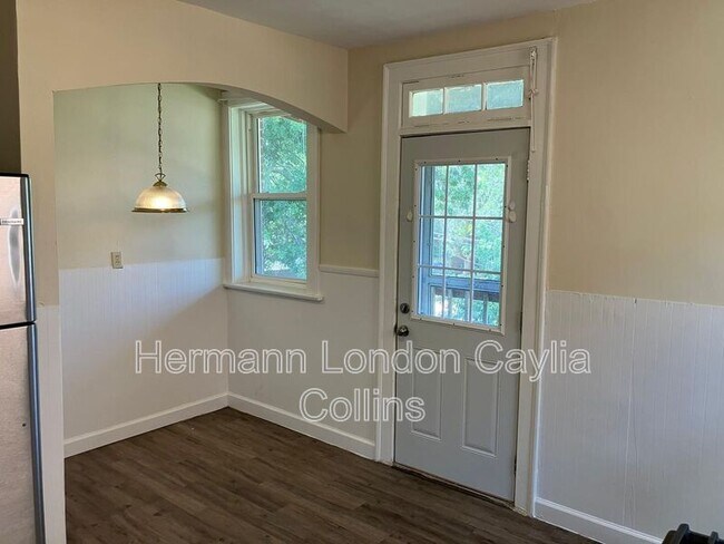 Photo - 4427 S Grand Blvd