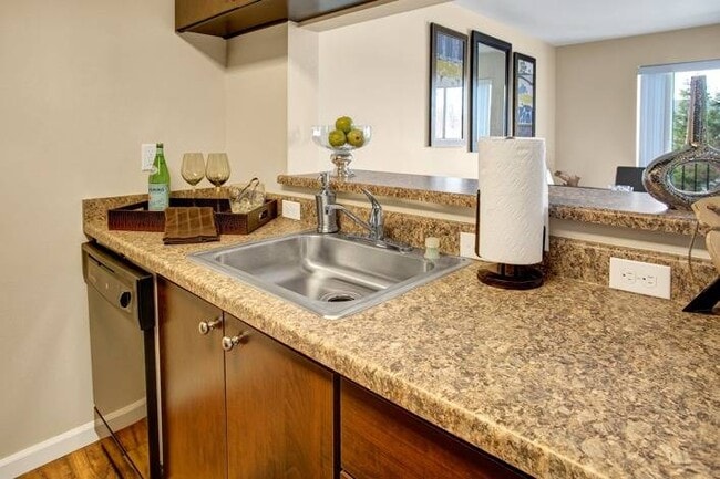 Photo - Trax at DuPont Station Apartments