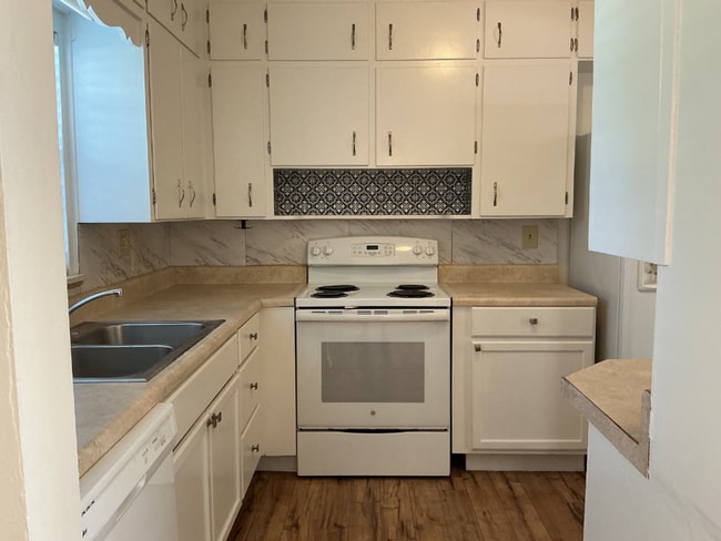 Photo - Spacious 3-Bed Home in Cleveland Heights