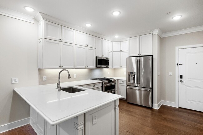 Photo - 28 Bright St Unit 306