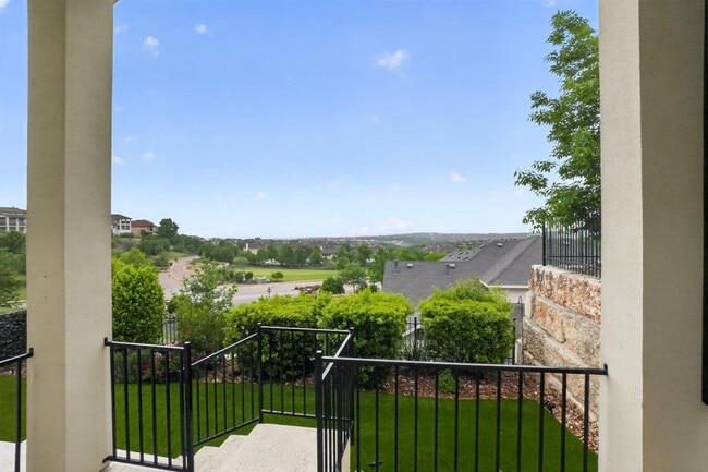 Photo - 104 Cartwheel Bend
