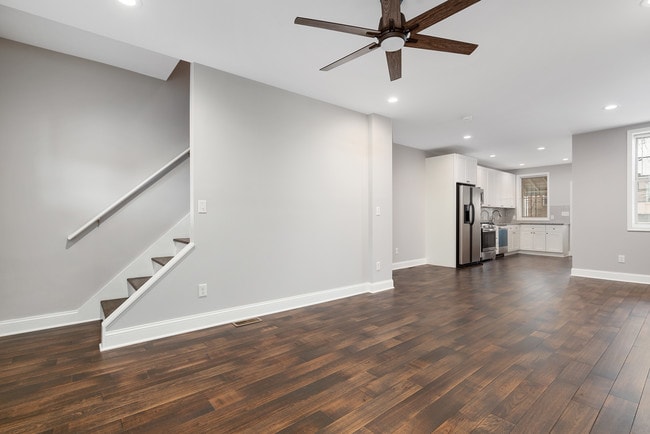 Building Photo - 523 Rappolla St