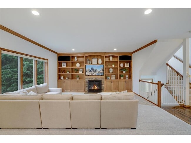 Photo - 645 Ramsey Cir