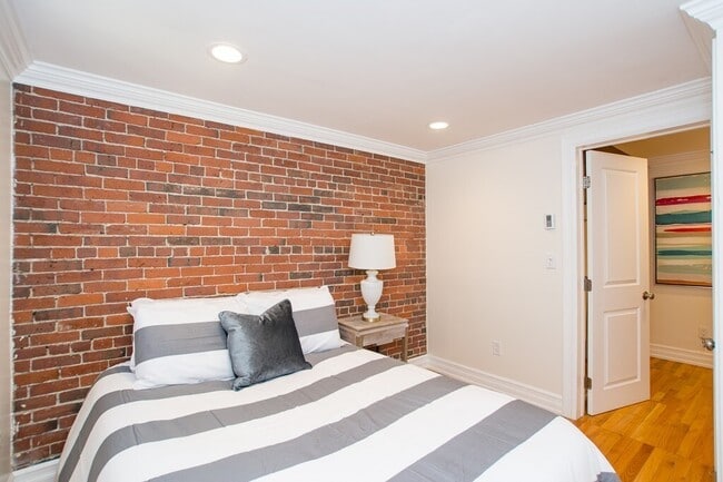 Photo - 388 Marlborough St Unit 9