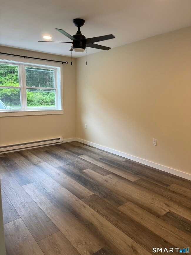 Photo - 274 Hanks Hill Rd