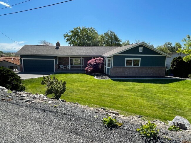 Photo - Beautiful Kennewick Home for Lease July 1st!