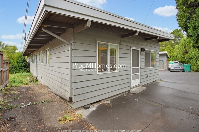 Photo - 5853 SW Oleson Rd