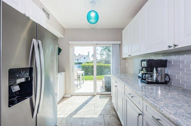 Photo - 6107 Mirada Cir