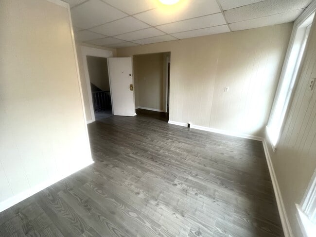 Photo - 239 W 16th St Unit 4