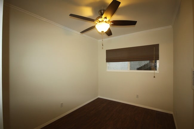 Photo - 206 41st St Unit 206