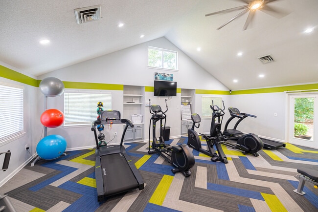 24/7 Fitness at The Oaks Apartments in Lincolnton, NC