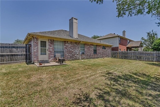 Photo - Ready to Move in... Do not miss this house !!!!