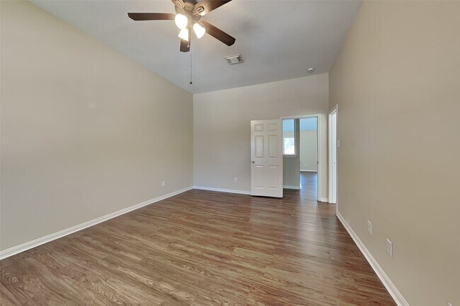 Photo - 19342 Little Pine Ln