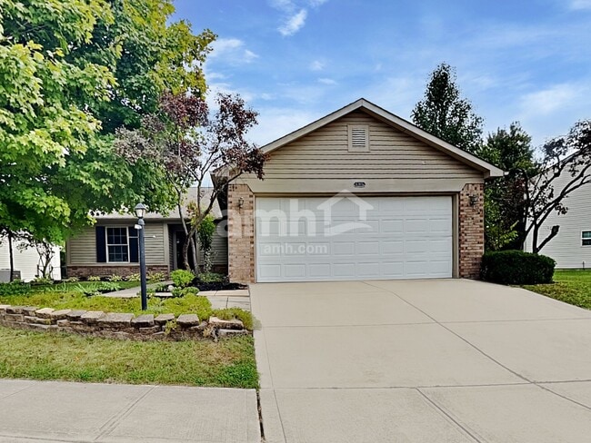 Building Photo - 6305 Blakeview Dr Rental