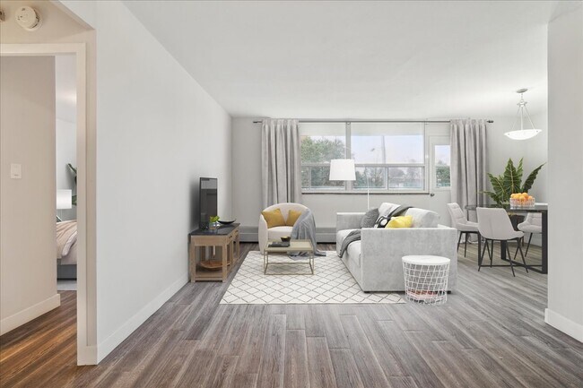 Photo - McCowan Apartments