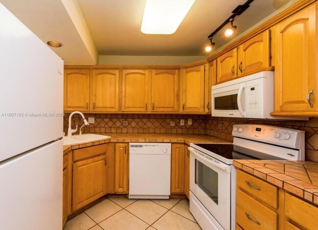 Photo - 2049 S Ocean Dr Unit 806