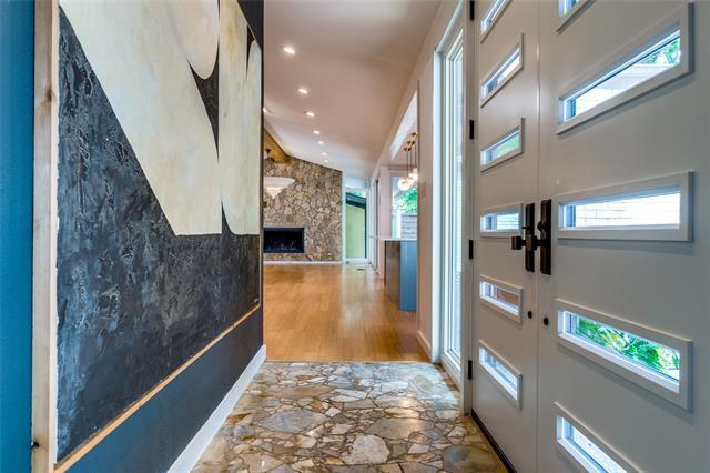 Photo - 1502 Oak Glen Trail