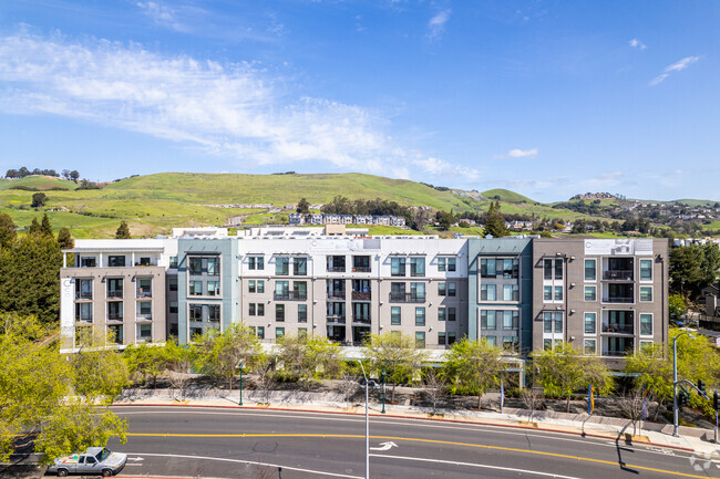 Building Photo - Cadence Apartments