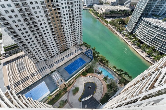 Photo - 901 Brickell Key Blvd Unidad 2801