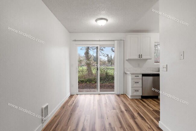 17324 SW Merlo Rd Unit 3