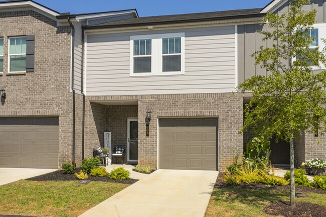 Photo - 403 Palmetto Dr Townhome