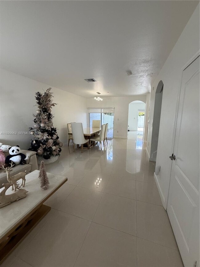 Photo - 956 SW 148th Pl