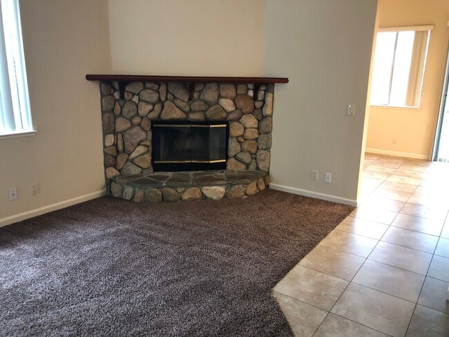 Photo - Well Maintained Single Level 4 Bedroom, Folsom Broadstone Home