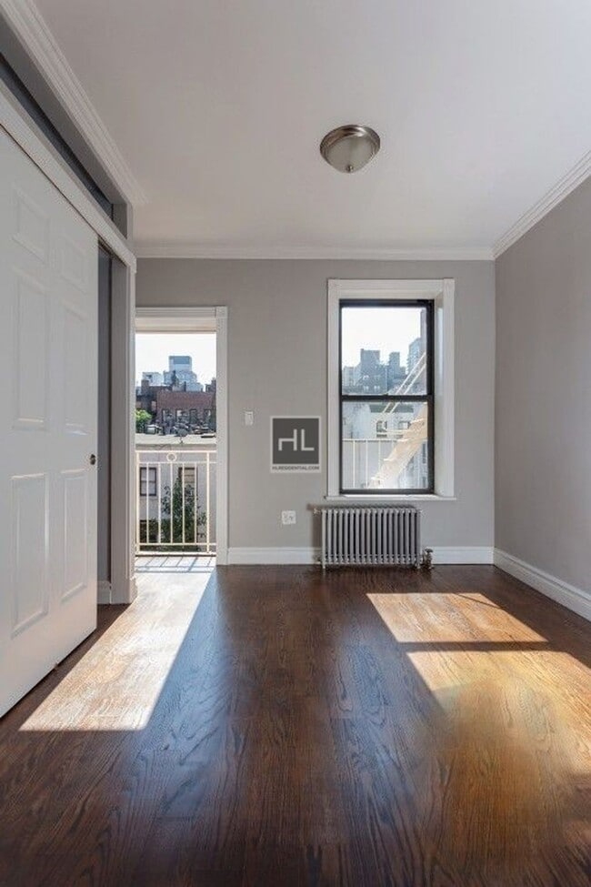 Photo - E 26TH ST. Unidad 2A