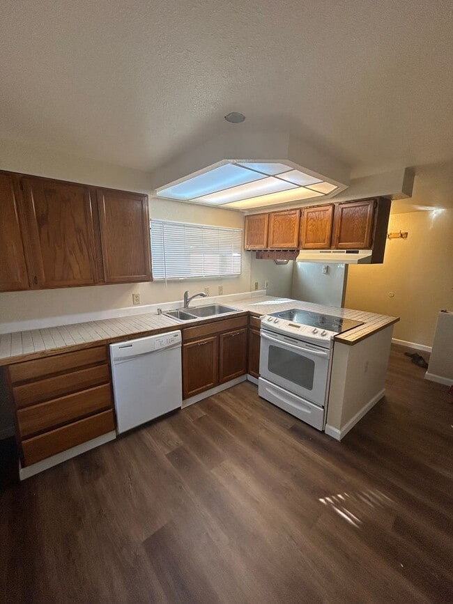 Photo - Cardenas Unit 2