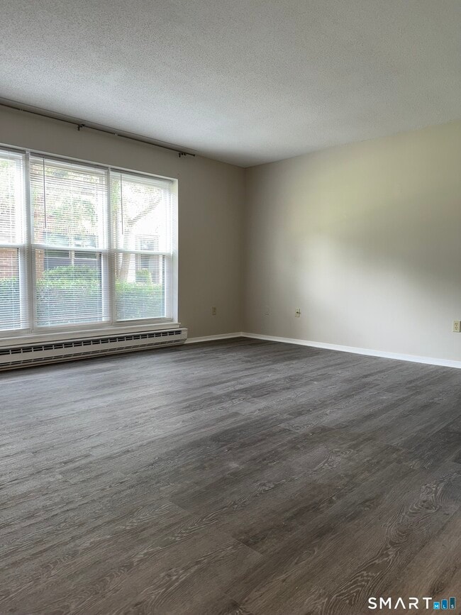 Photo - 71 Wellington Dr Unit 71