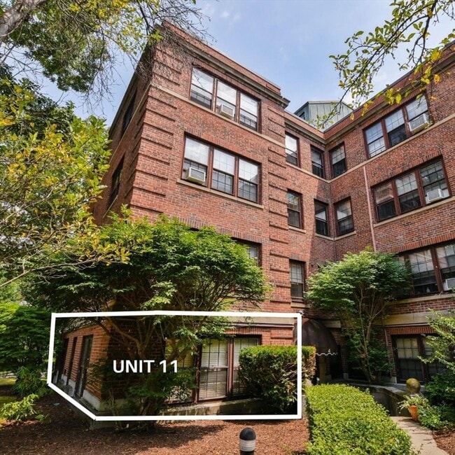 Photo - 5 Kilsyth Ter Unit #1