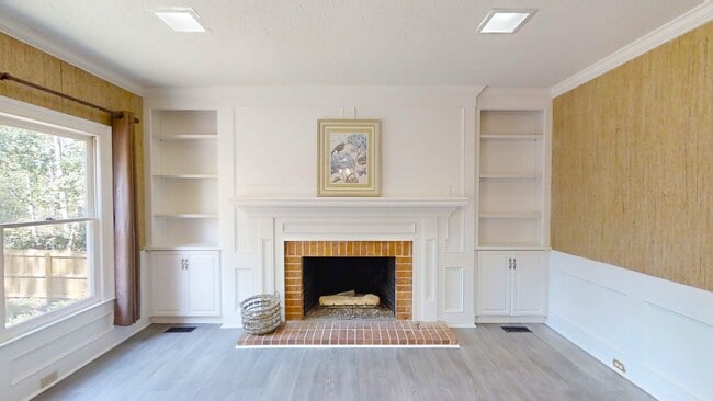 Photo - 4130 Knollcrest Cir N