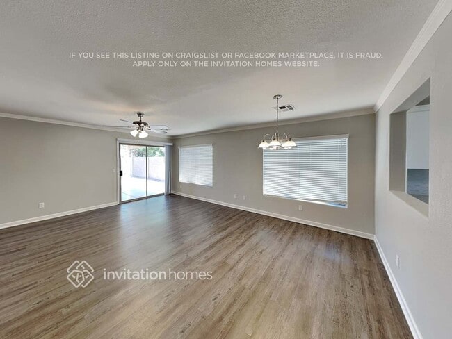 Photo - 12724 W Voltaire Ave