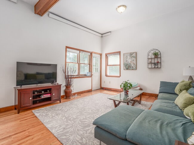 Photo - 88 Auckland St Unit 3