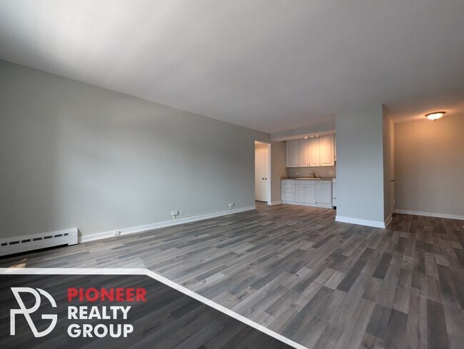 445 W Wellington Ave Unit W445-08C