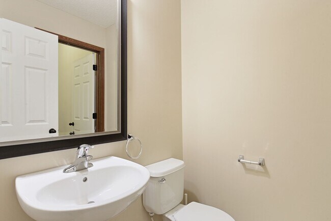 Photo - 9540 Washington Boulevard